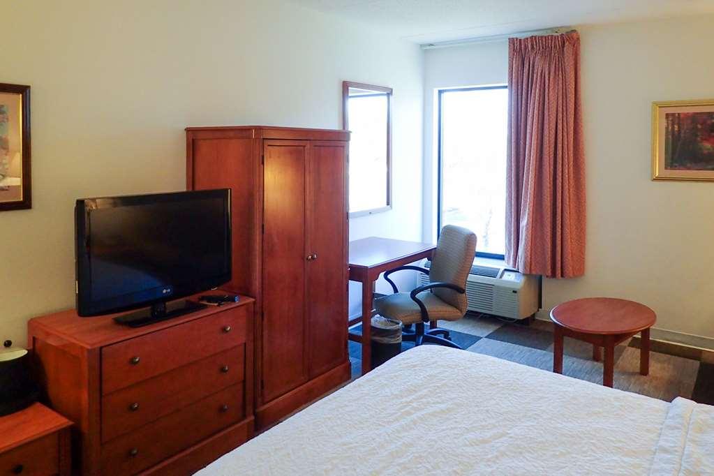 Comfort Inn & Suites Mt. Holly - Westampton Номер фото