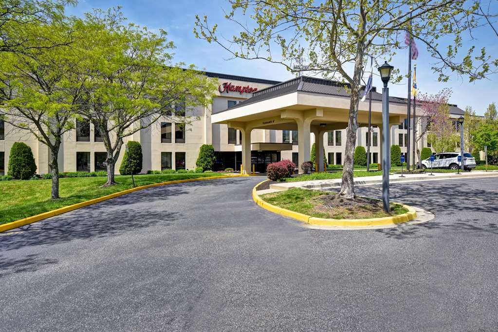 Comfort Inn & Suites Mt. Holly - Westampton Экстерьер фото